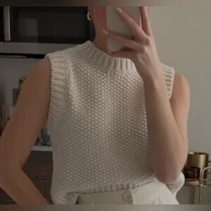 NWT H&M Off-White Knit Vest